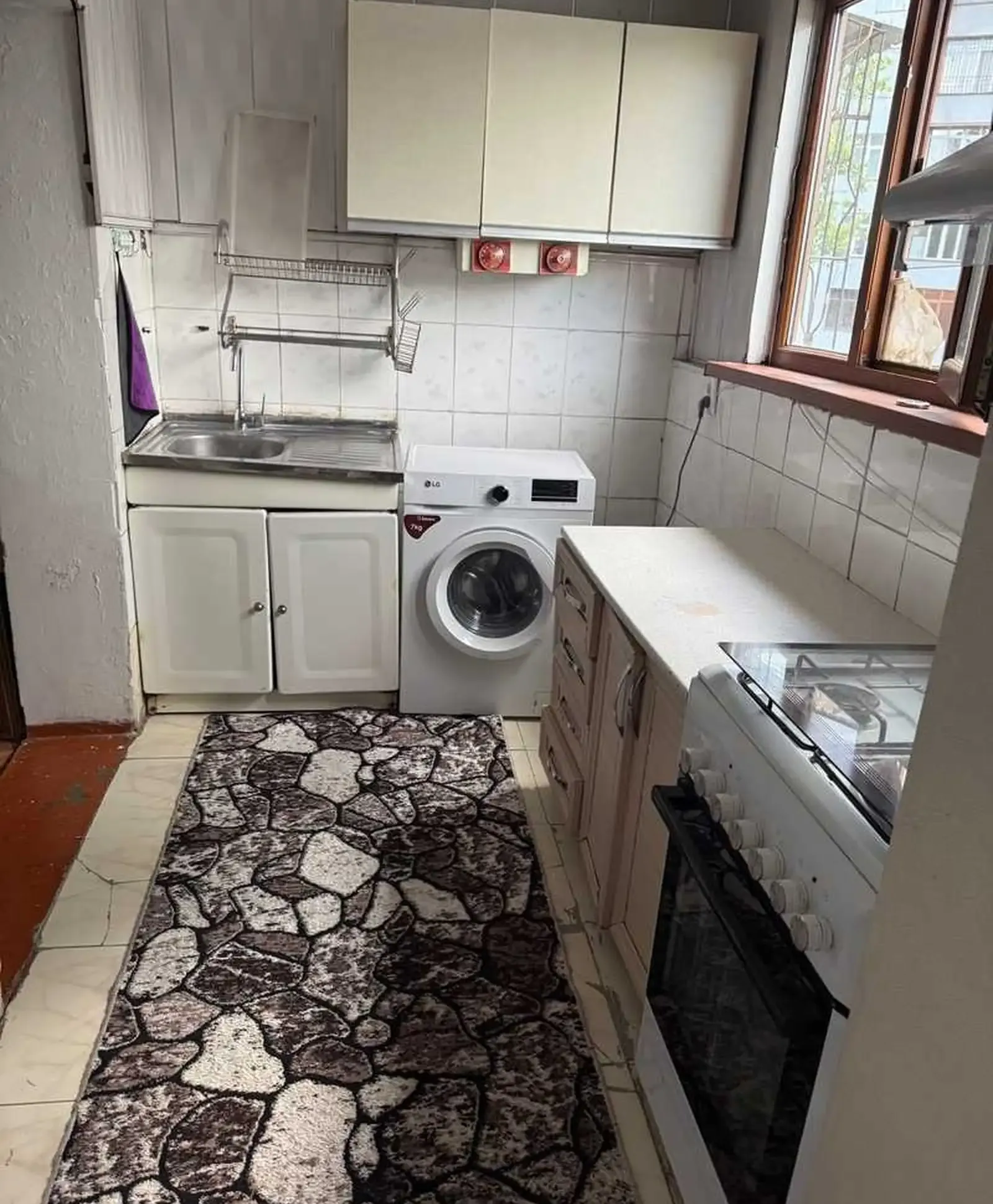 4-комн. квартира, 4 этаж, 68м², Сино