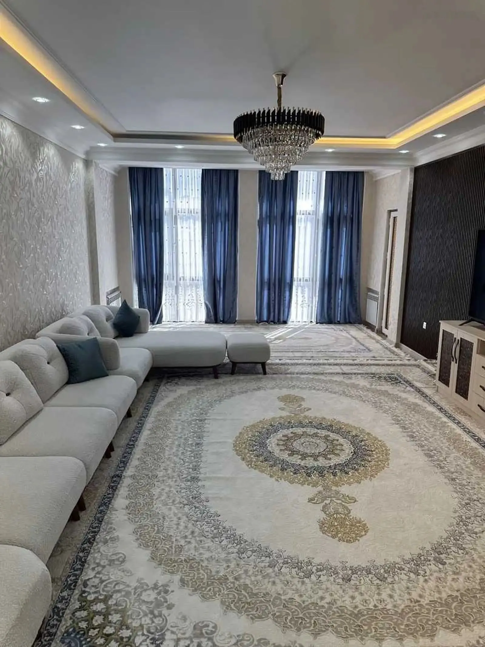 4-к квартира, 14 этаж, 216 м², шохмансур