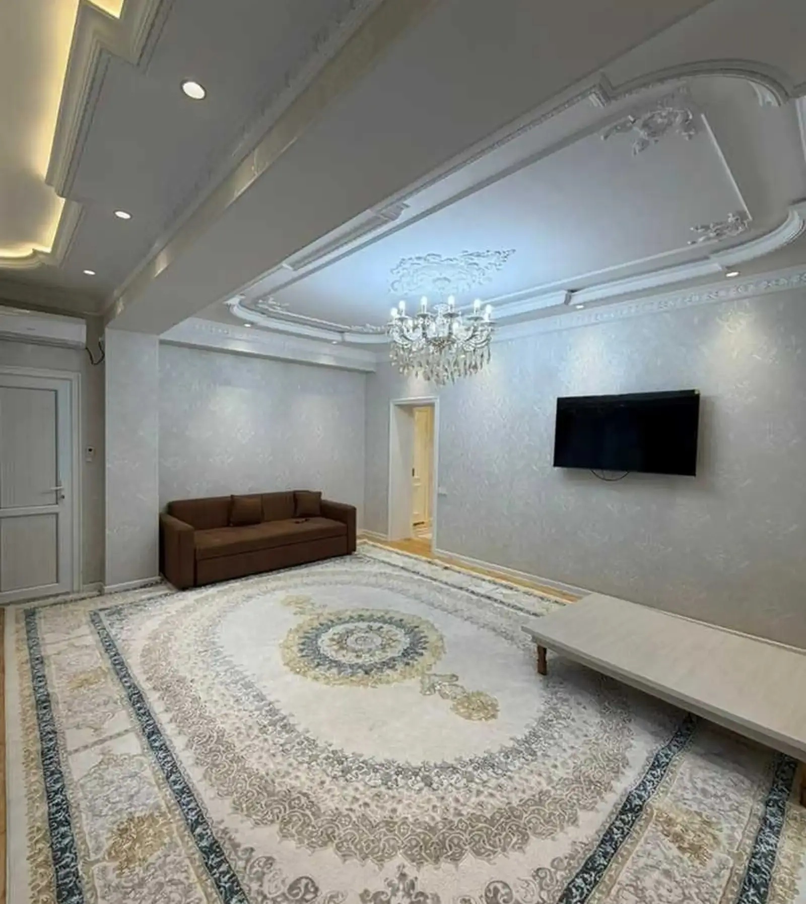 3-комн. квартира, 3 этаж, 100м², Фирдавси