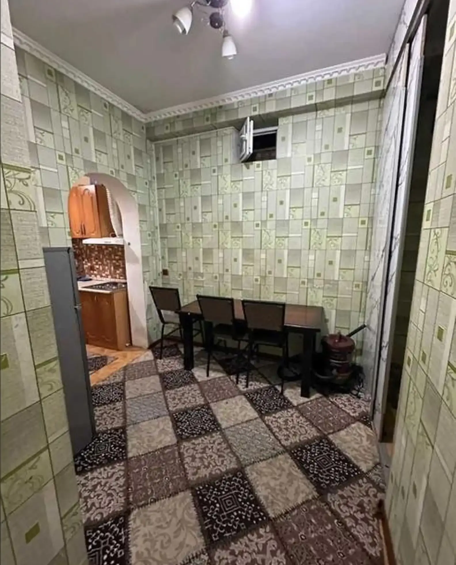 2-комн. квартира, 5 этаж, 72м², Сино