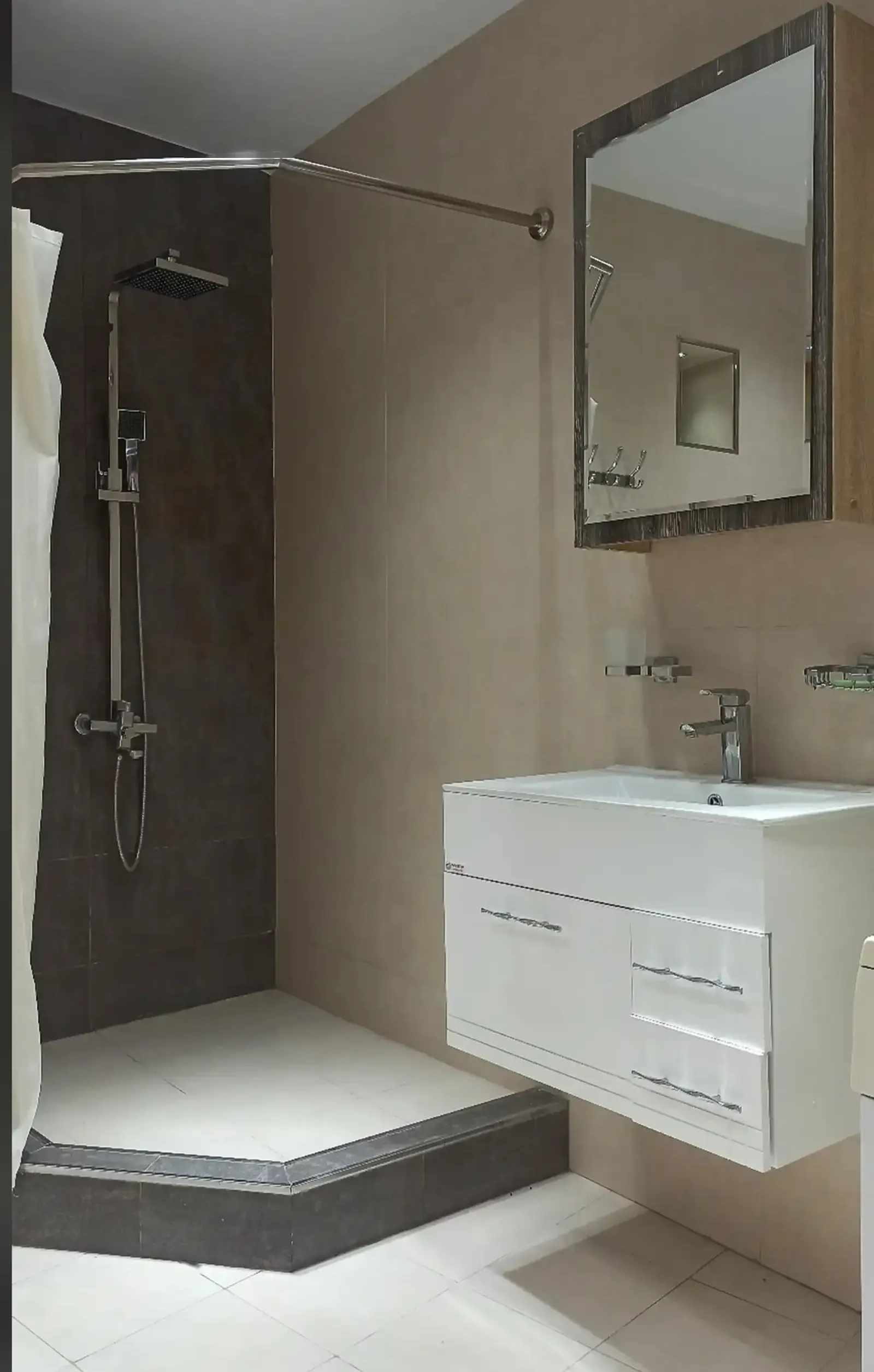 3-комн. квартира, 14 этаж, 70м², шохмансур
