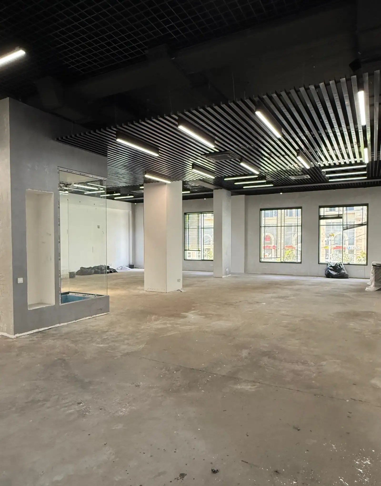 Помещение под свободное назначение, 635м², Ул. Айни, Гостиница Хилтон