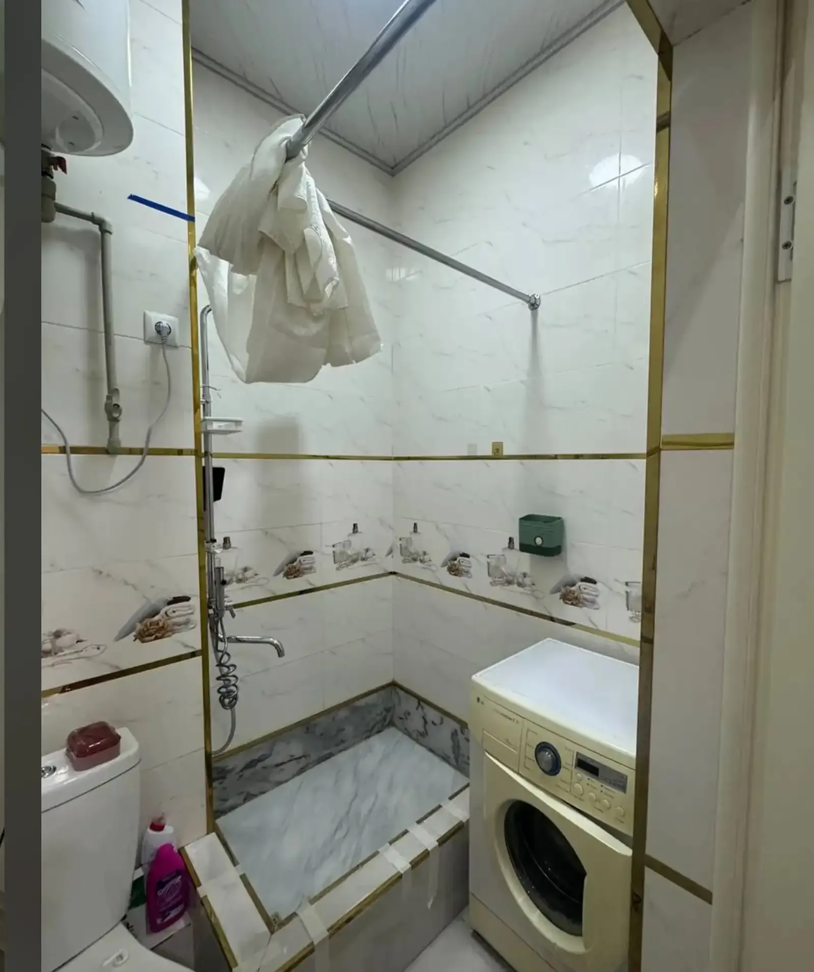 2-комн. квартира, 13 этаж, 62м², Фирдавси