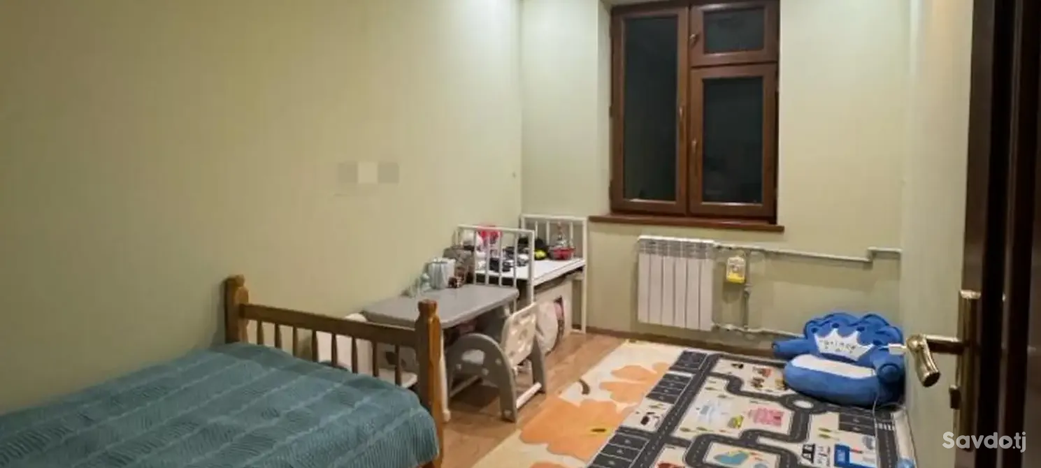 4-комн. квартира, 5 этаж, 80 м², И. Сомони, на против парка Истиклол
