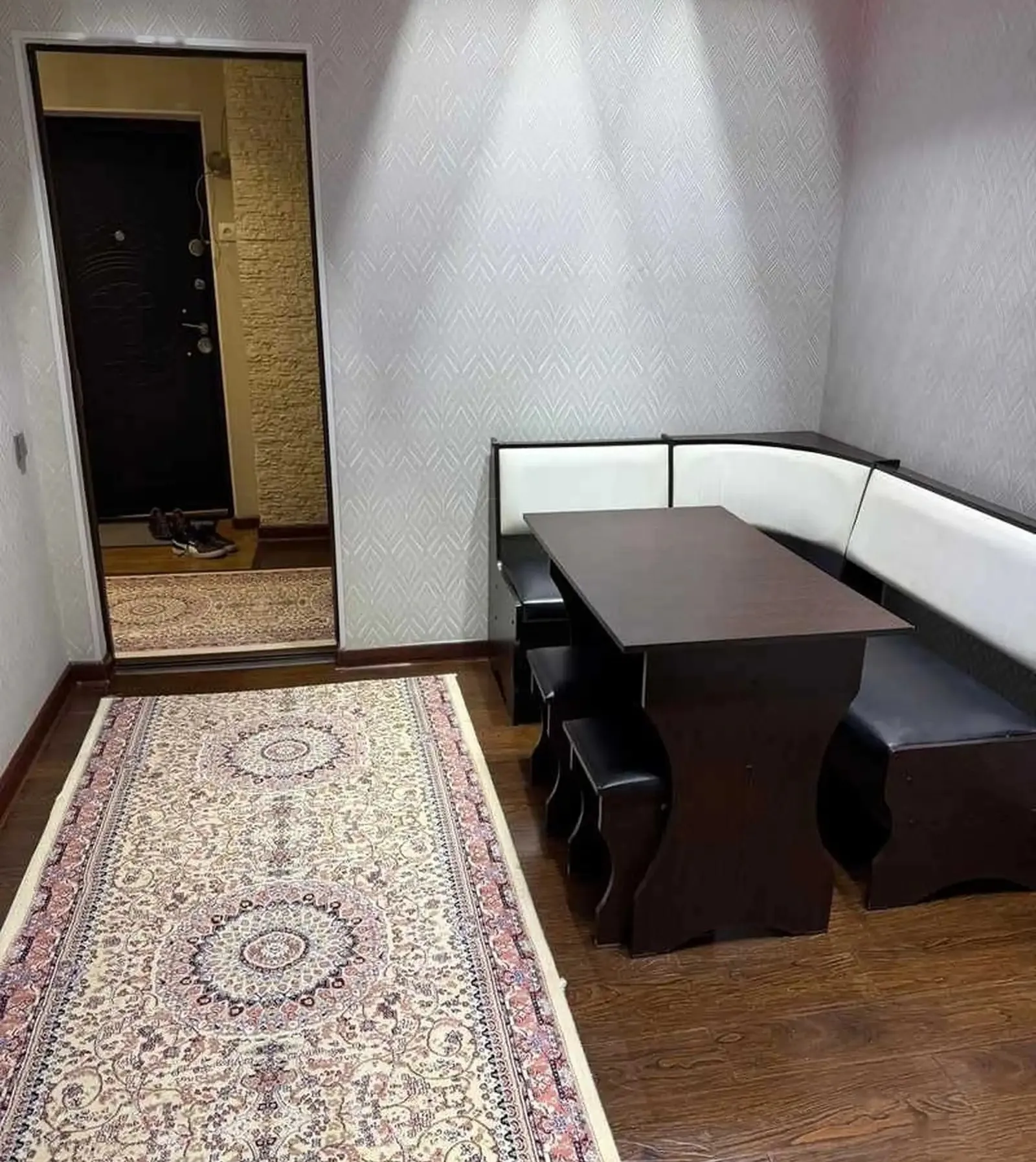 2-комн. квартира, 8 этаж, 65м², Поворот Аэропорт
