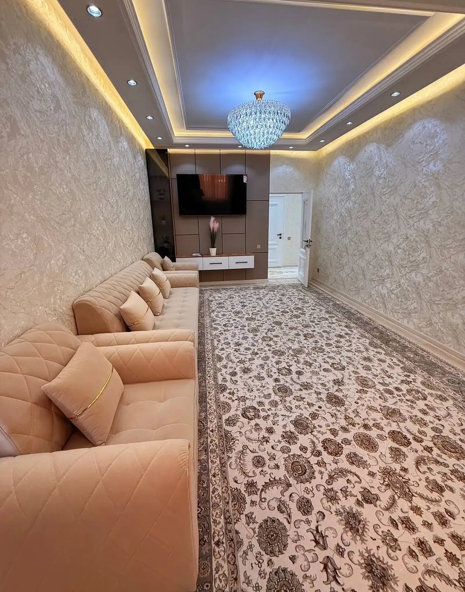 3-комн. квартира, 4 этаж, 106 м², Сино