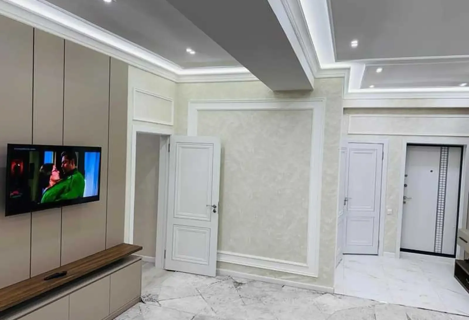3-комн. квартира, 12 этаж, 110м², Сино 112 мкр