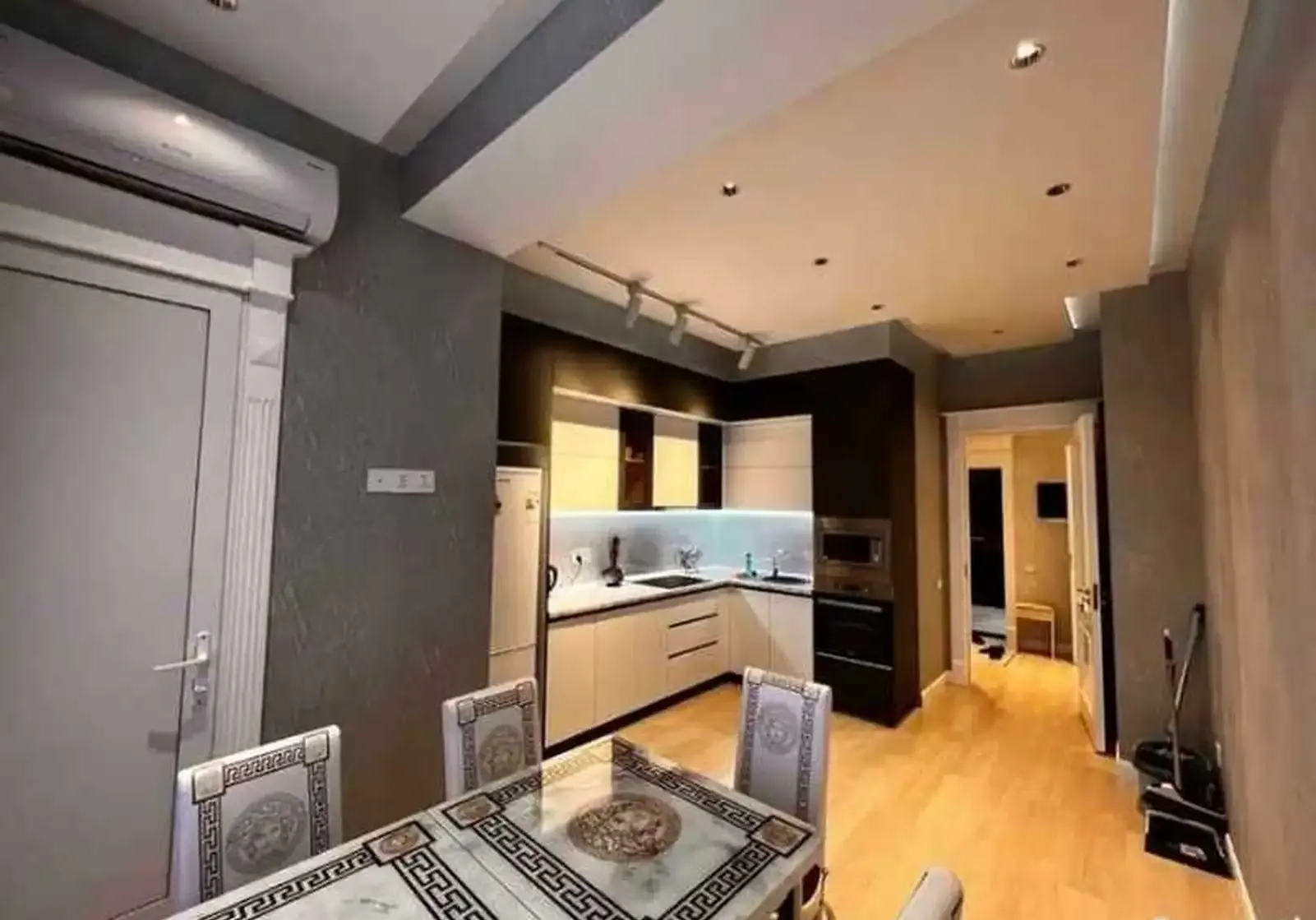 3-комн. квартира, 11 этаж, 110м², Садбарг, Доми Гелос