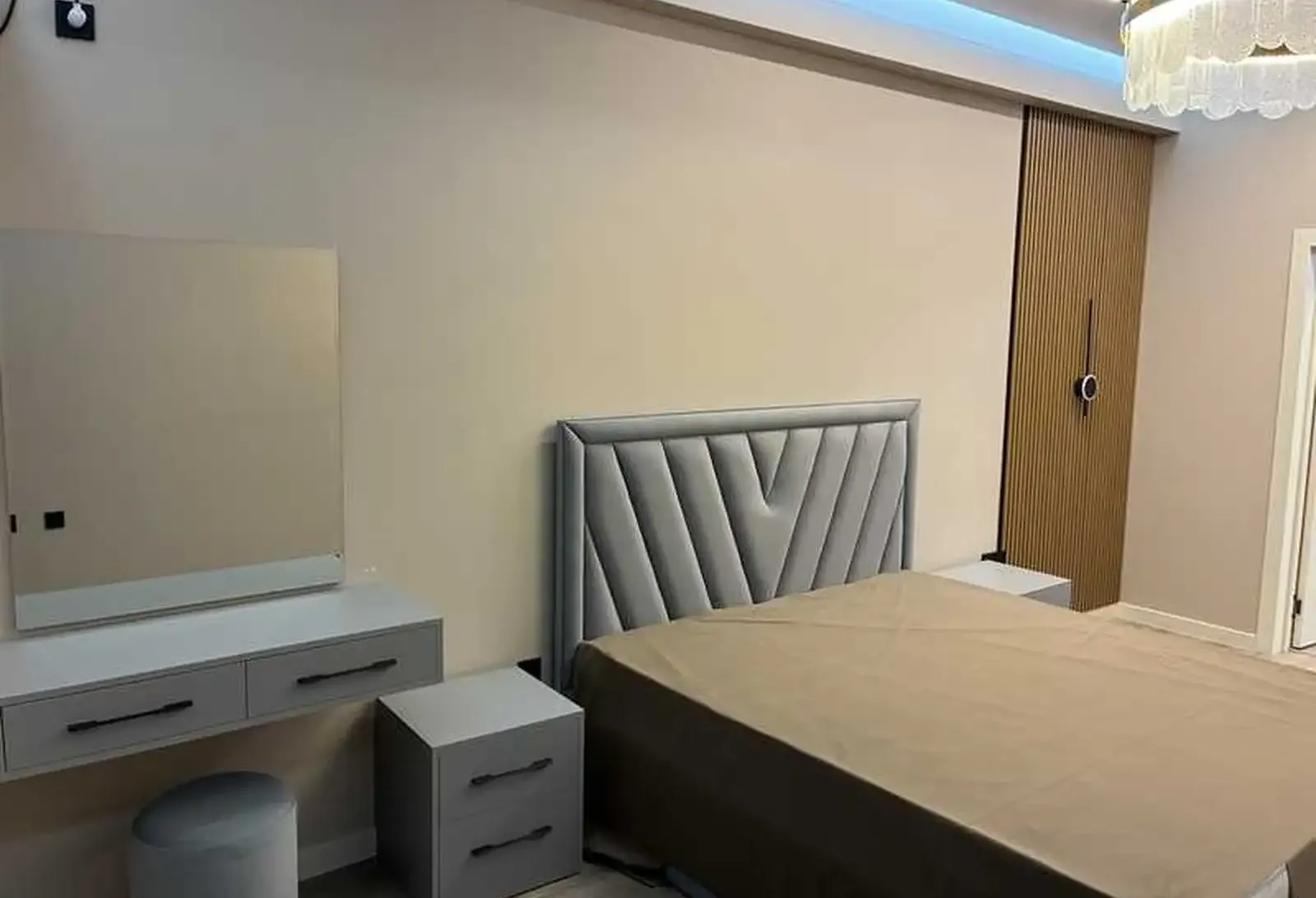 3-комн. квартира, 4 этаж, 95м², И.Сомони