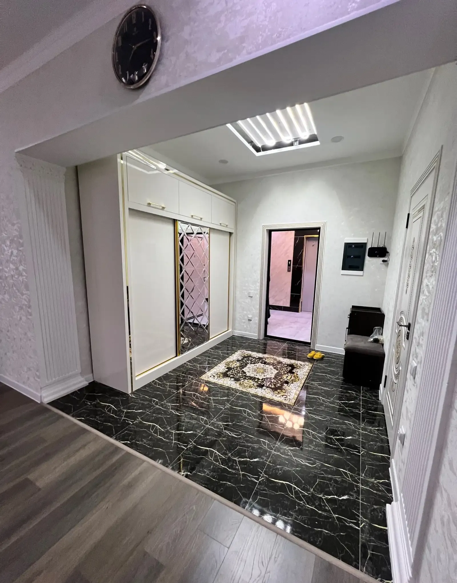 2-комн. квартира, 4 этаж, 140м², 1 роддом
