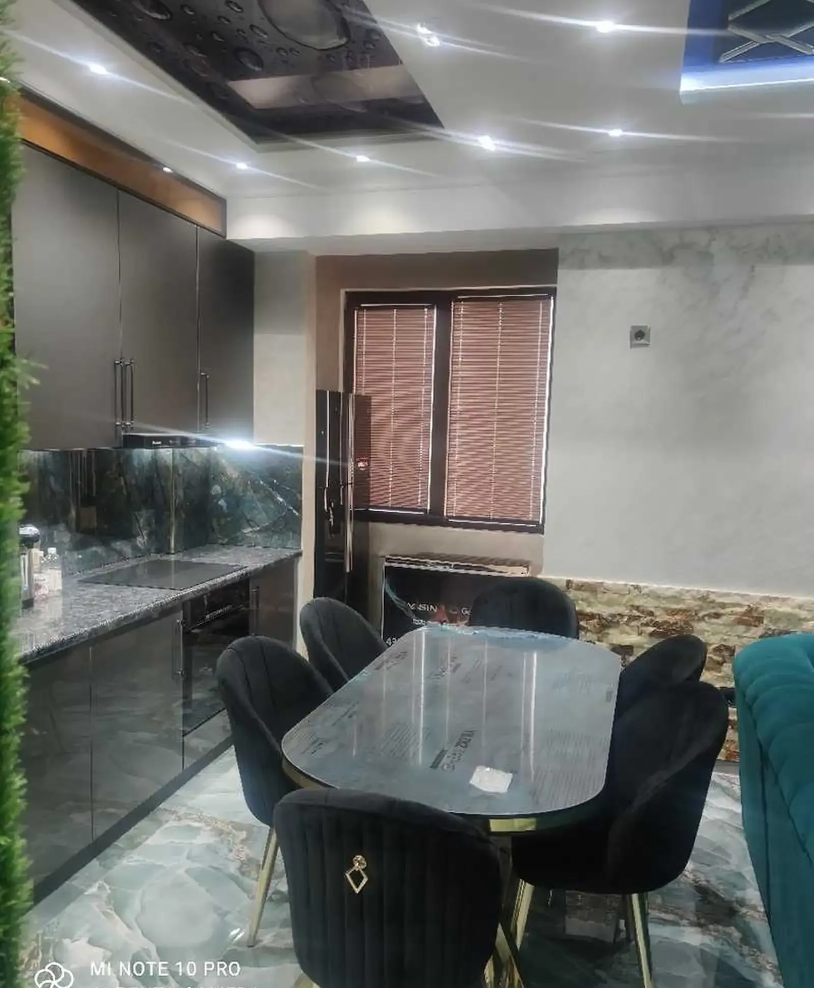 2-комн. квартира, 12 этаж, 60м², Бустон сити