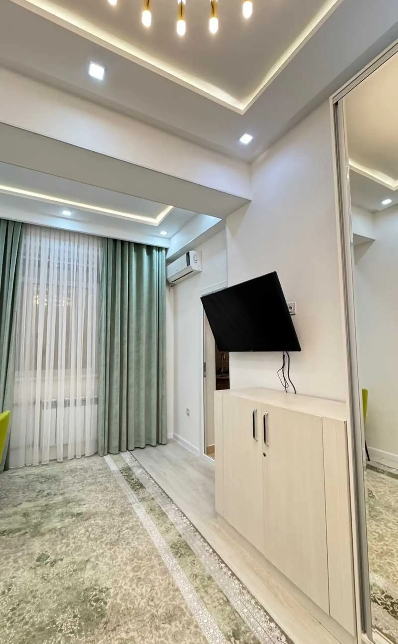 4-комн. квартира, 4 этаж, 120м², И. Сомони Овир