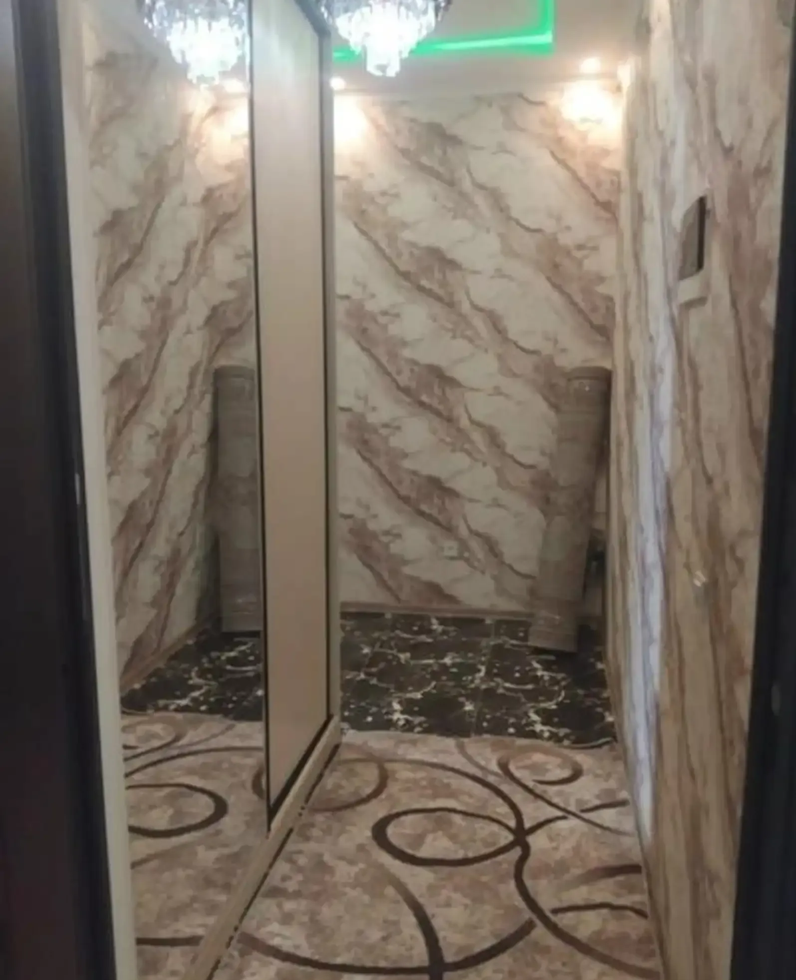 2-комн. квартира, 10 этаж, 67м², Шохмансур