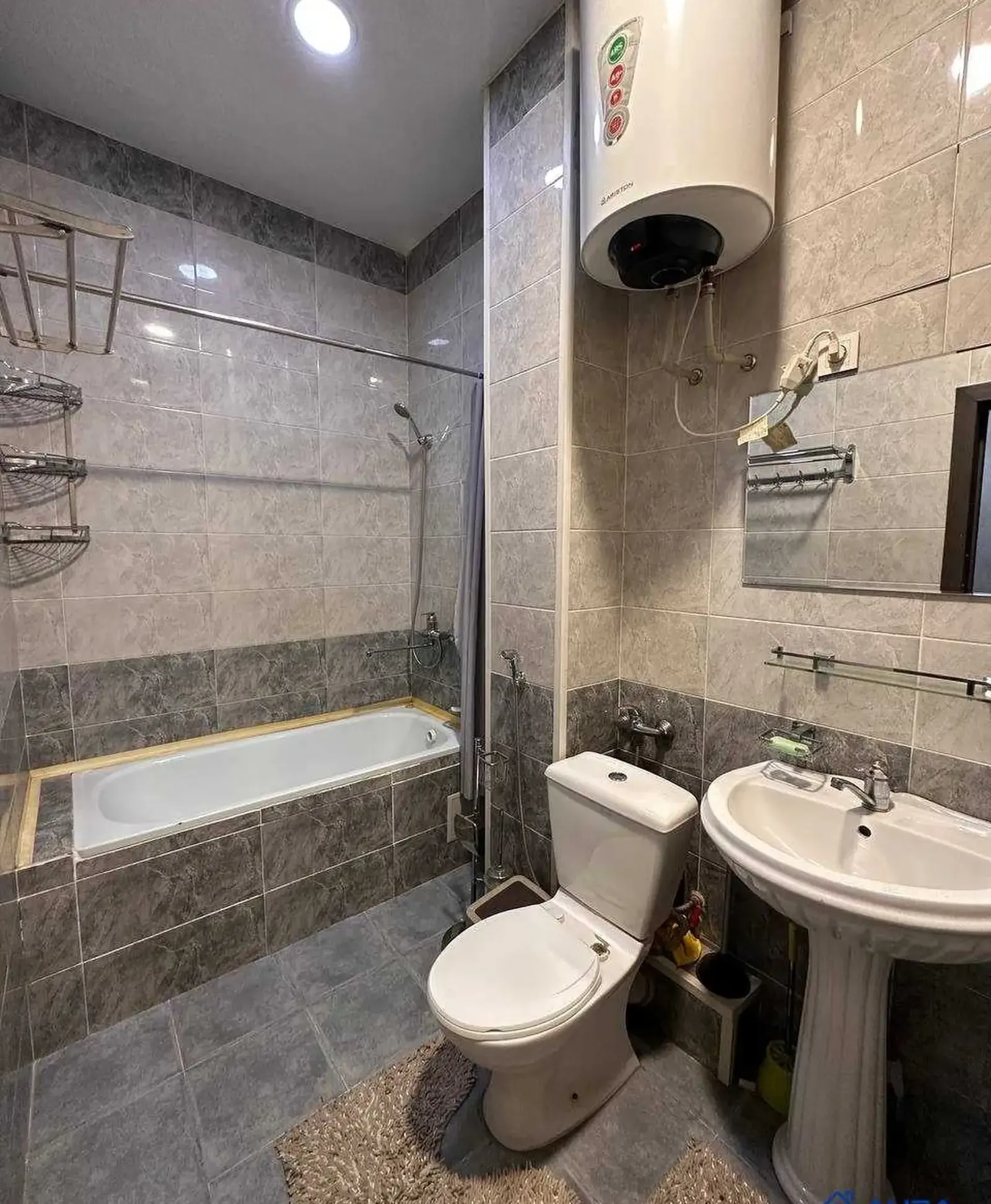 2-к квартира, 3 этаж, 90 м², И. Сомони