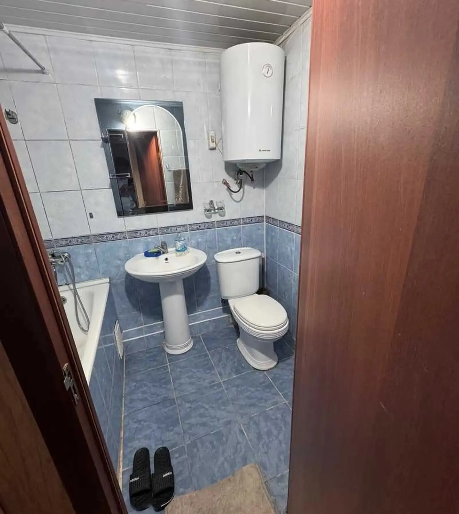 4-комн. квартира, 2 этаж, 56м², 102 мкр