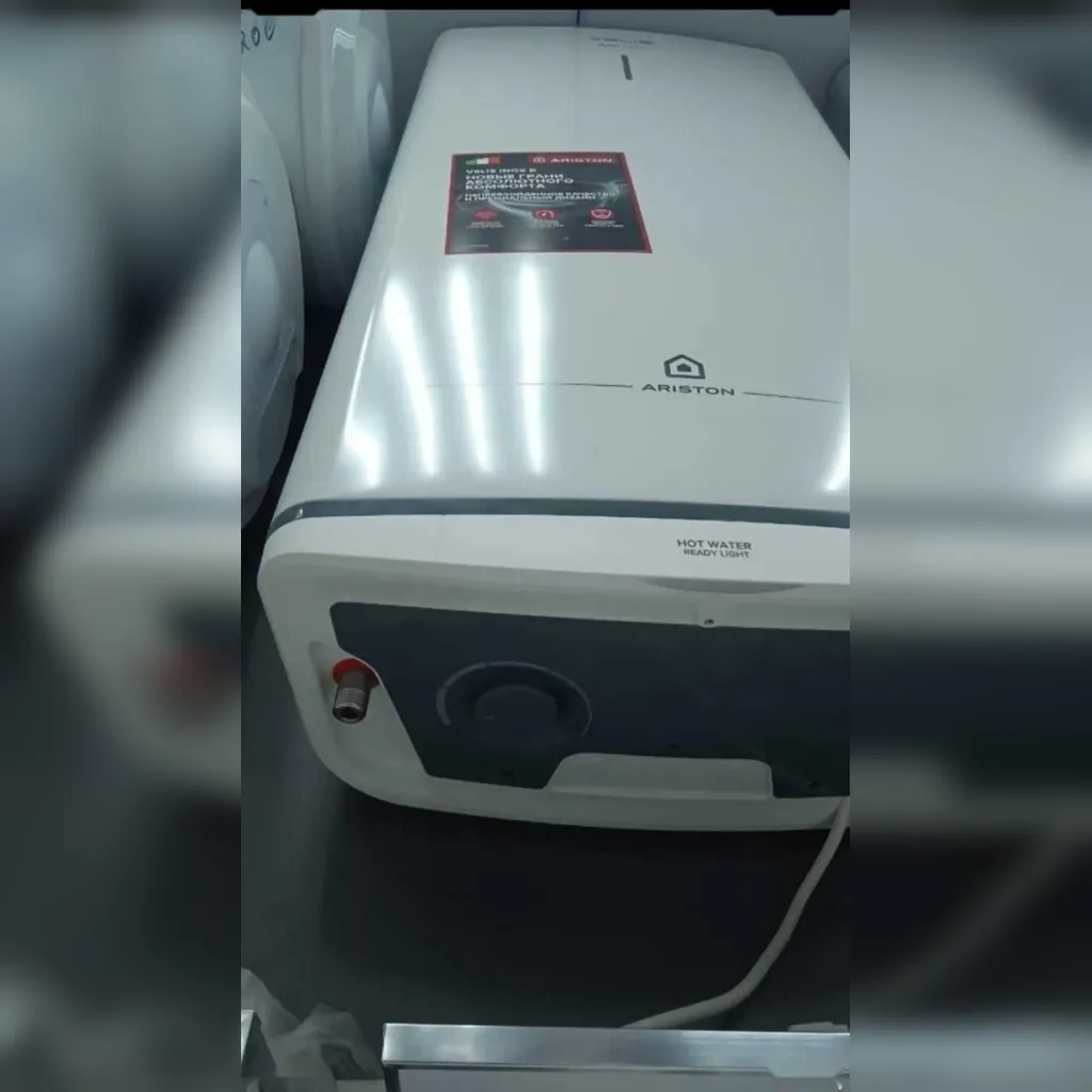 Водонагреватель Ariston Velis 80л