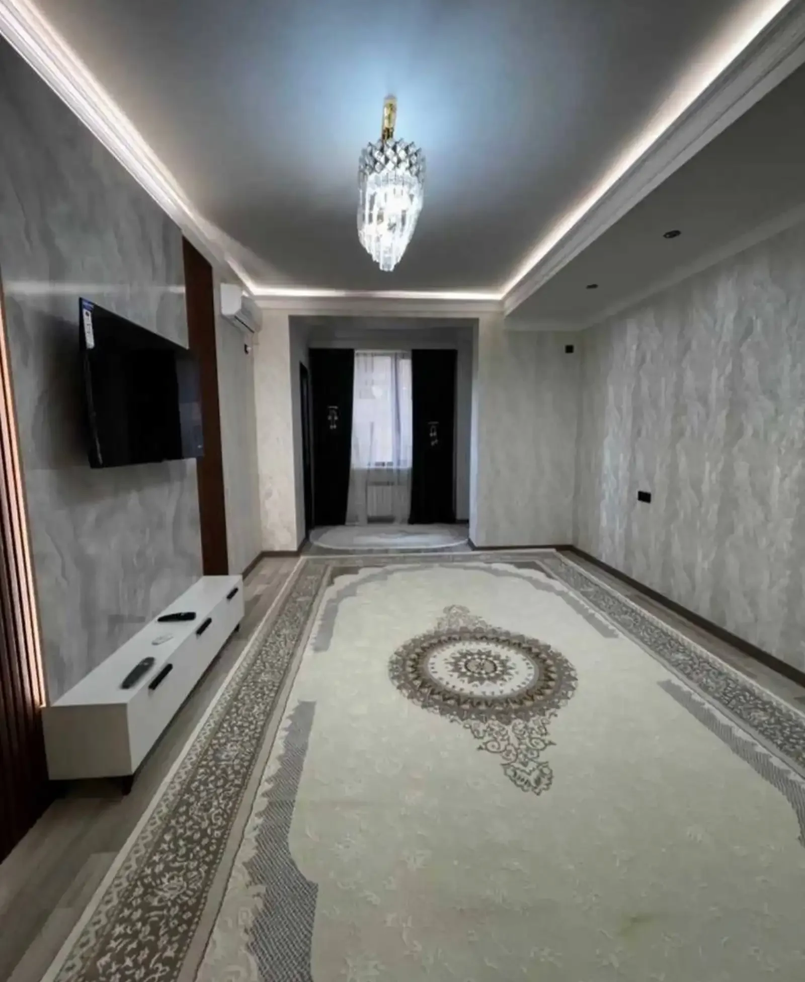 2-комн. квартира, 12 этаж, 79 м², Шохмансур