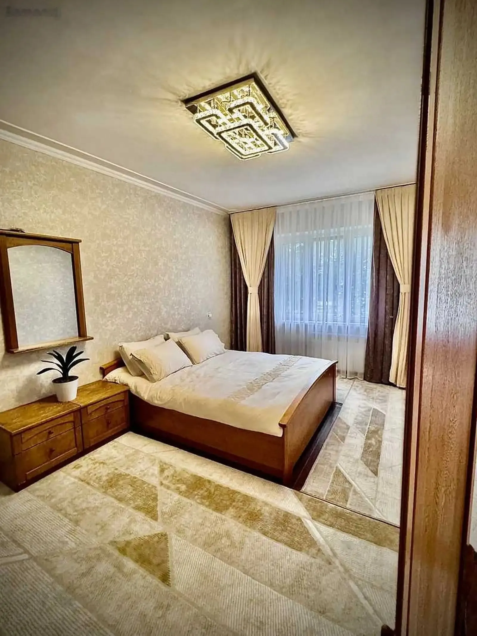 3-к квартира, 3 этаж, 80 м², Сино