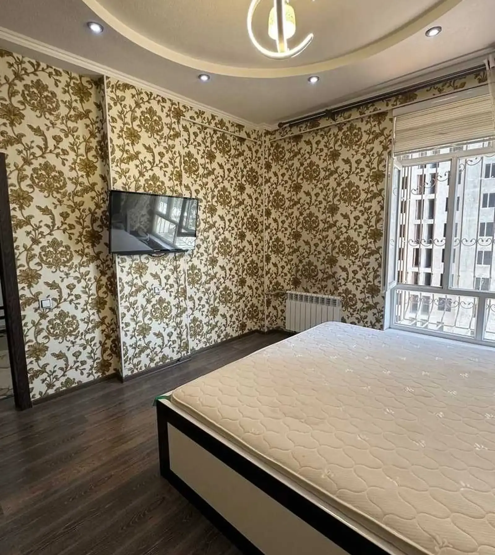 4-комн. квартира, 8 этаж, 120м², Школа