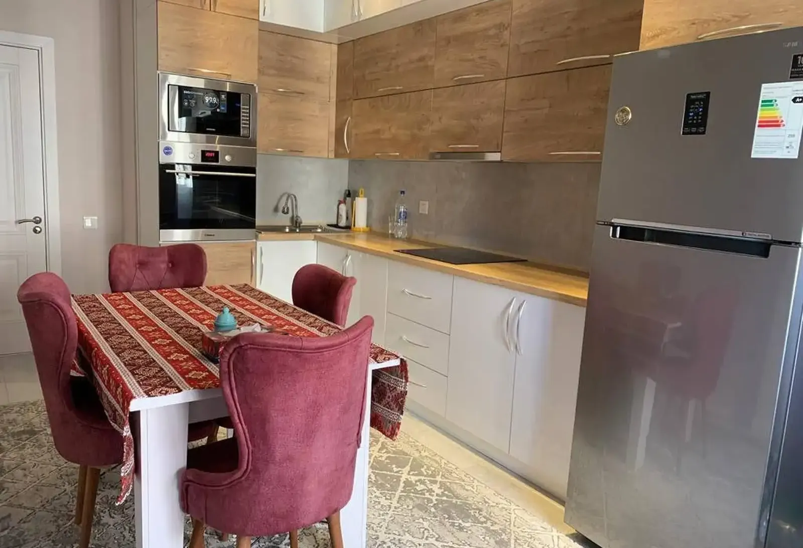 2-к квартира, 9 этаж, 78 м², Гранд Отель