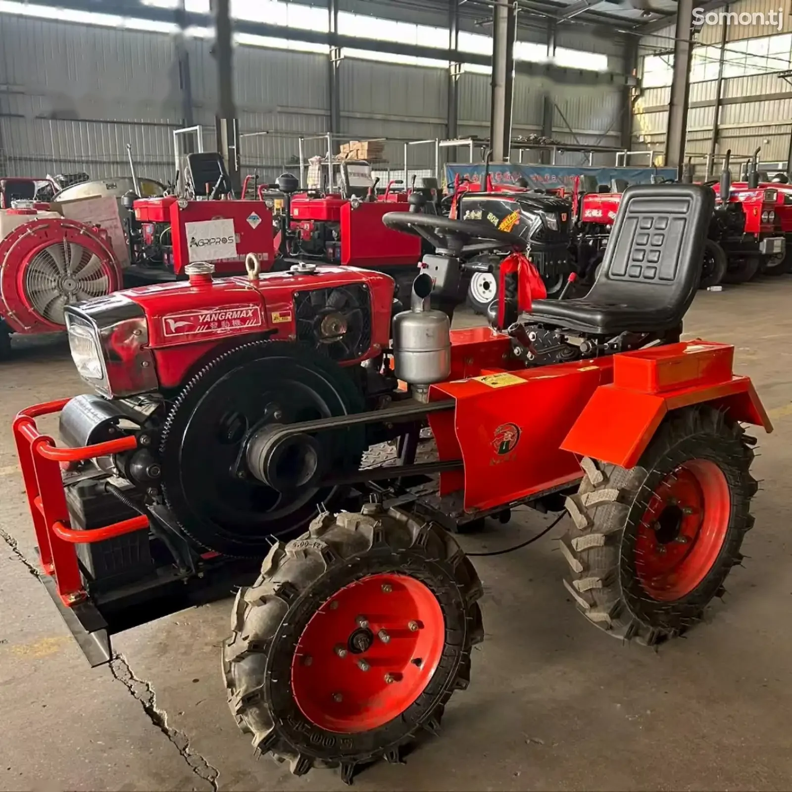 Трактор Yanmar