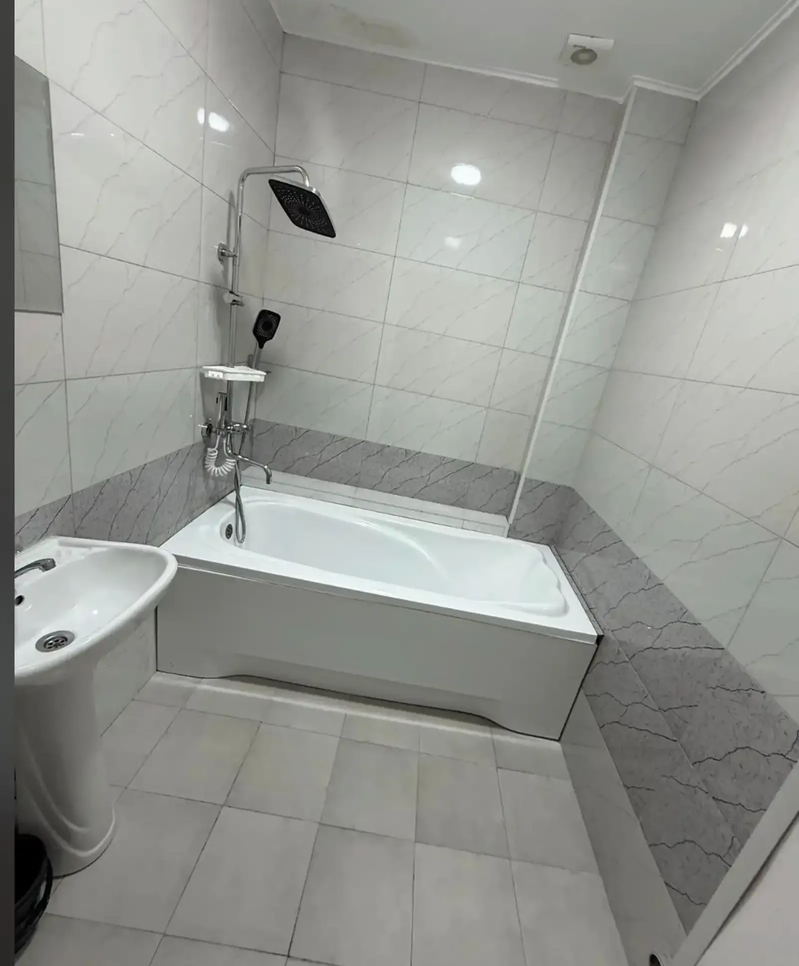 3-к квартира, 9 этаж, 120 м², Шохмансур