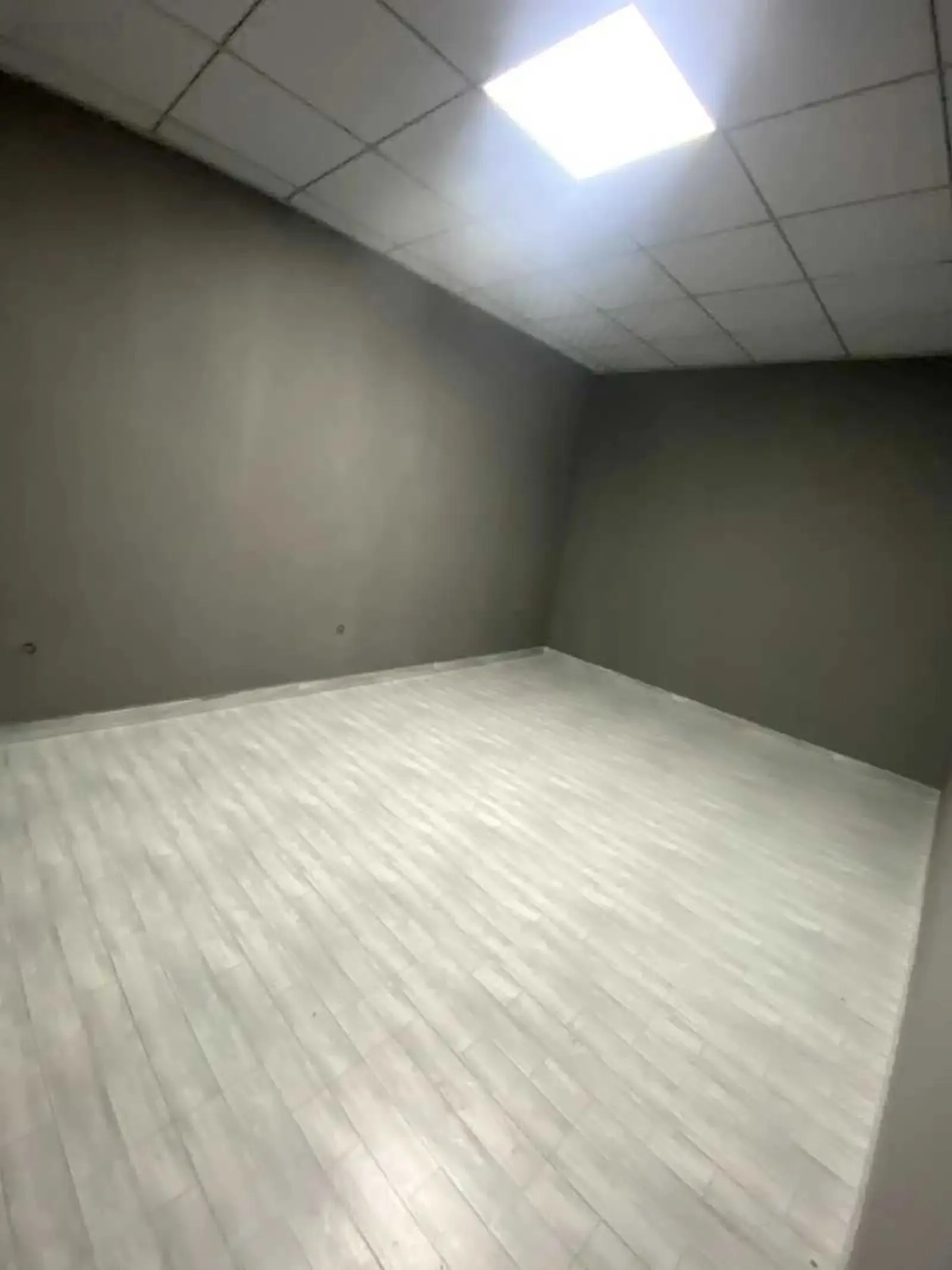 Помещение под свободное назначение, 127м², Шохмансур