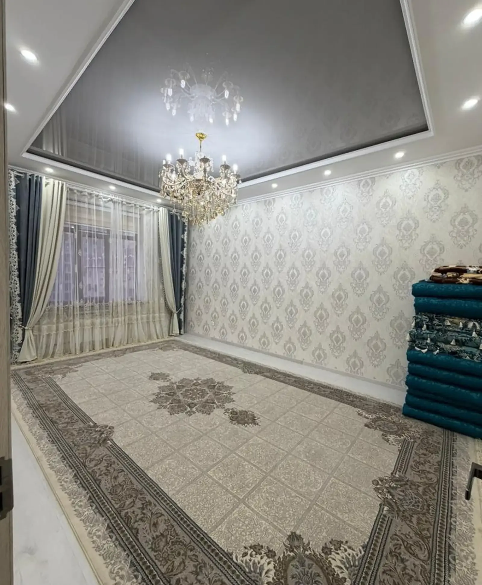 3-комн. квартира, 4 этаж, 81 м², Шохмансур