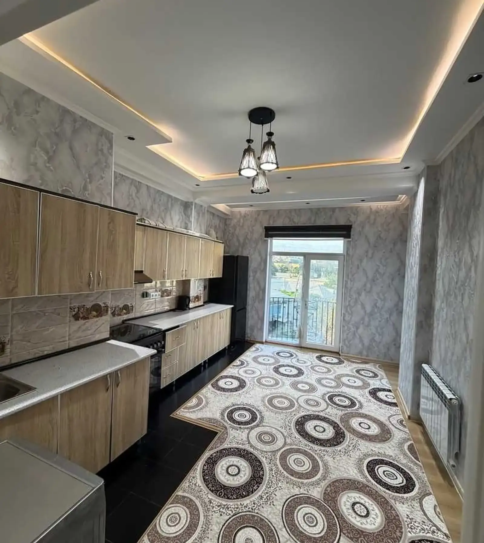 2-комн. квартира, 6 этаж, 77м², 112мкр