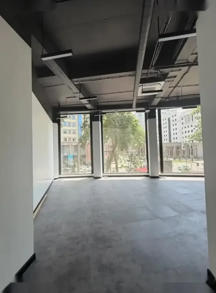 Помещение под свободное назначение, 120м², Сомони