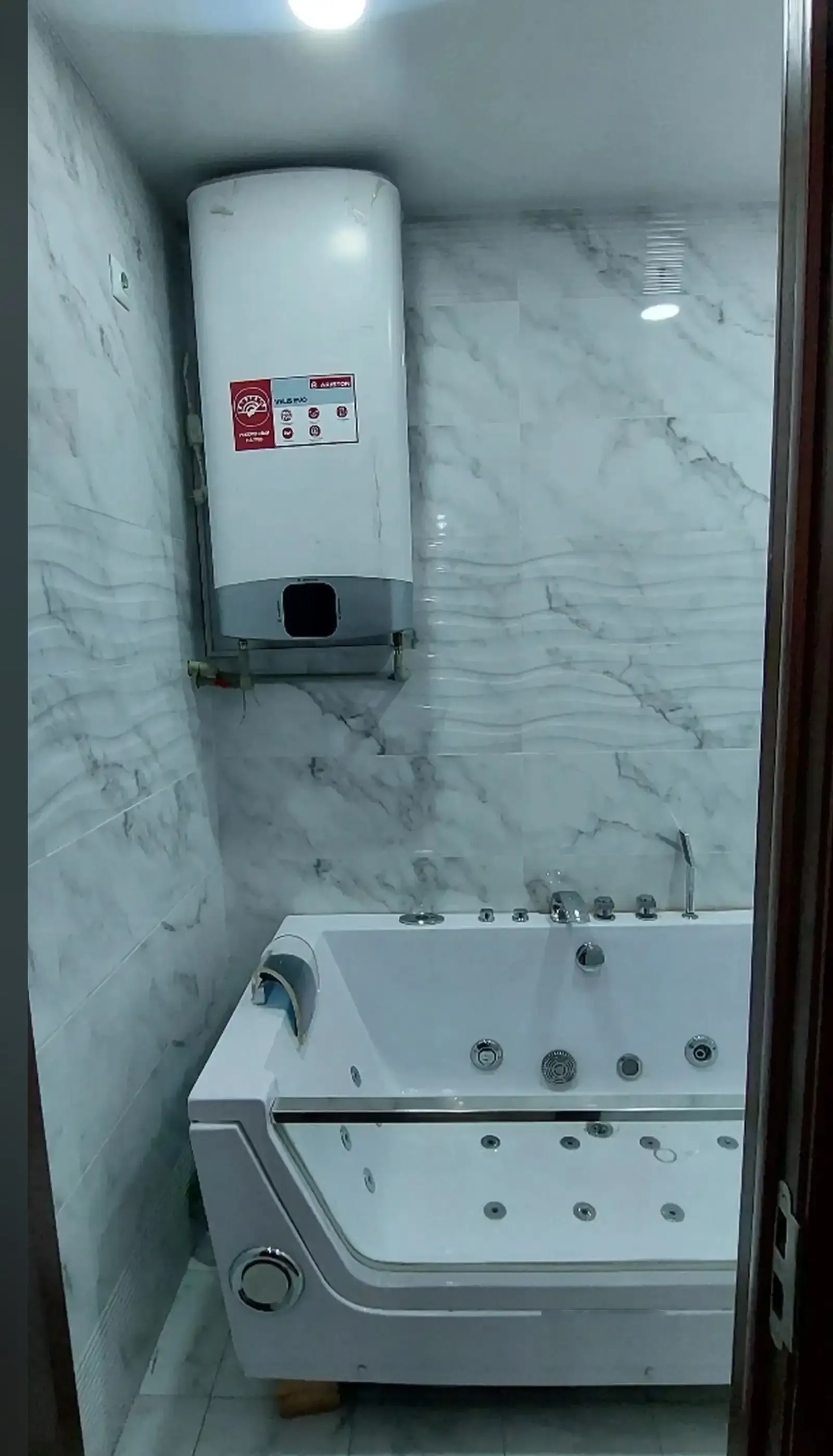 4-комн. квартира, 11 этаж, 120м², сино
