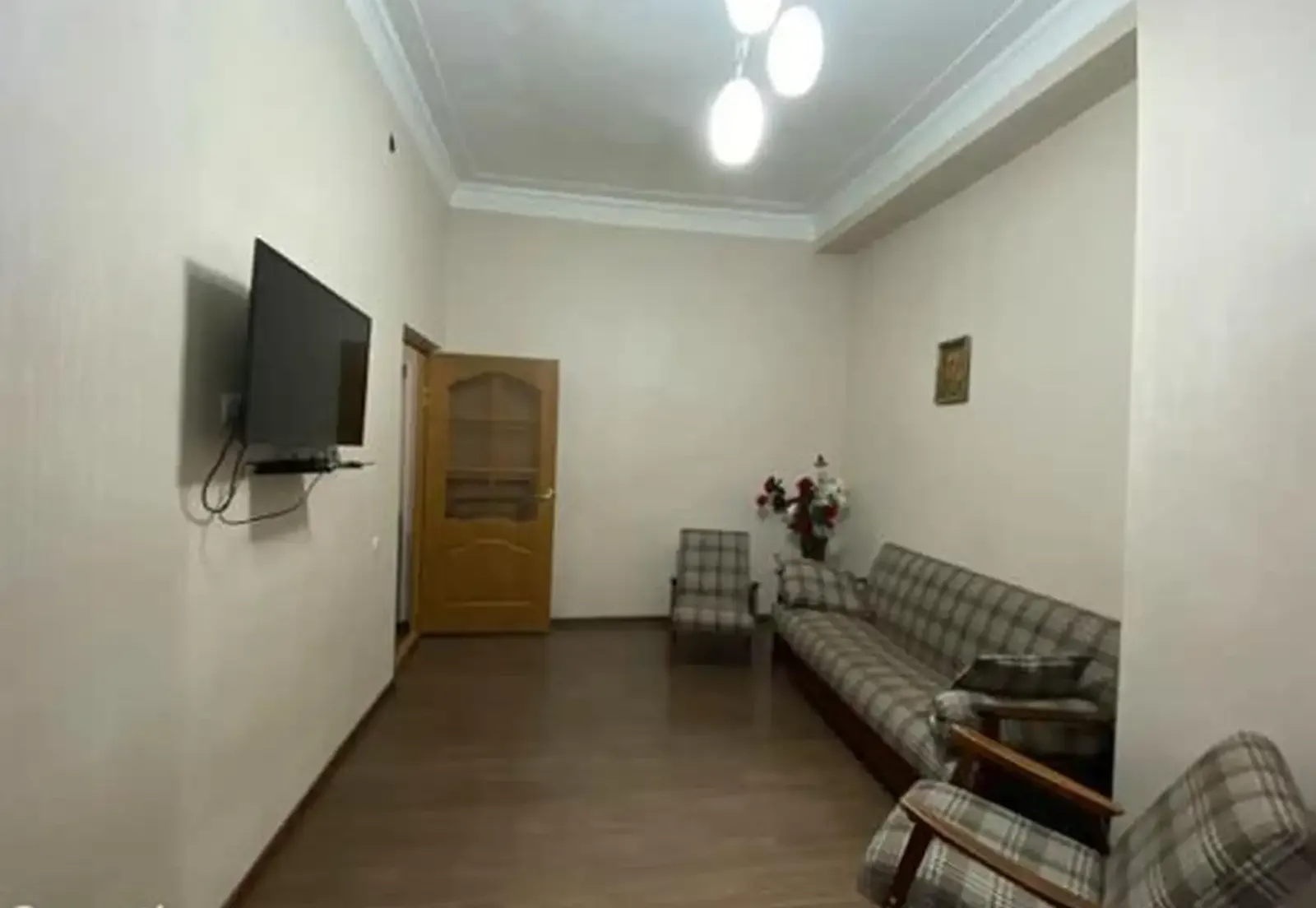 2-к квартира, 2 этаж, 56 м², Шохмансур