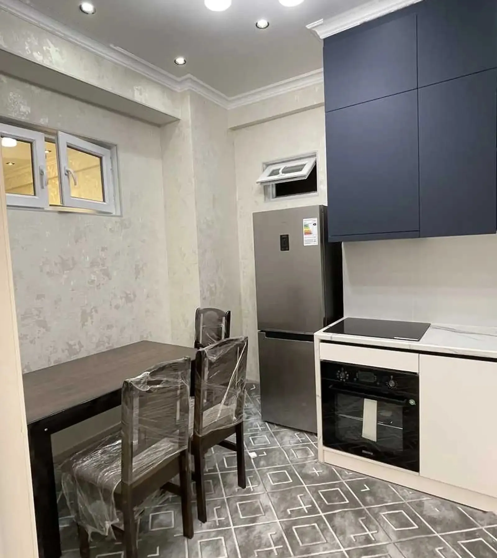2-комн. квартира, 4 этаж, 70м², Фирдавси
