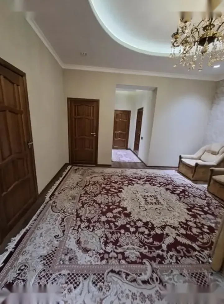 3-комн. квартира, 1 этаж, 92м², Сино
