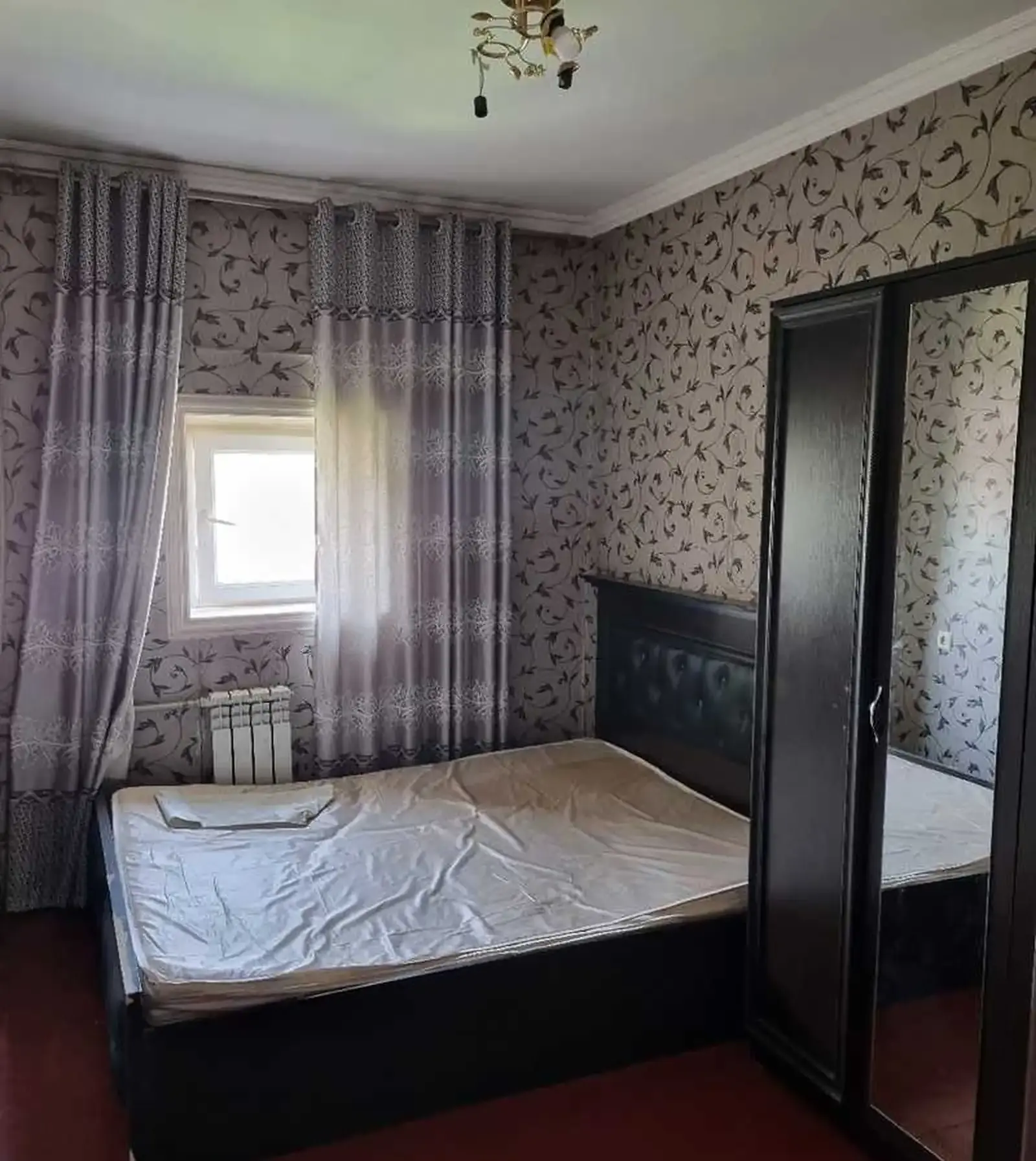 4-комн. квартира, 3 этаж, 80м², Сино