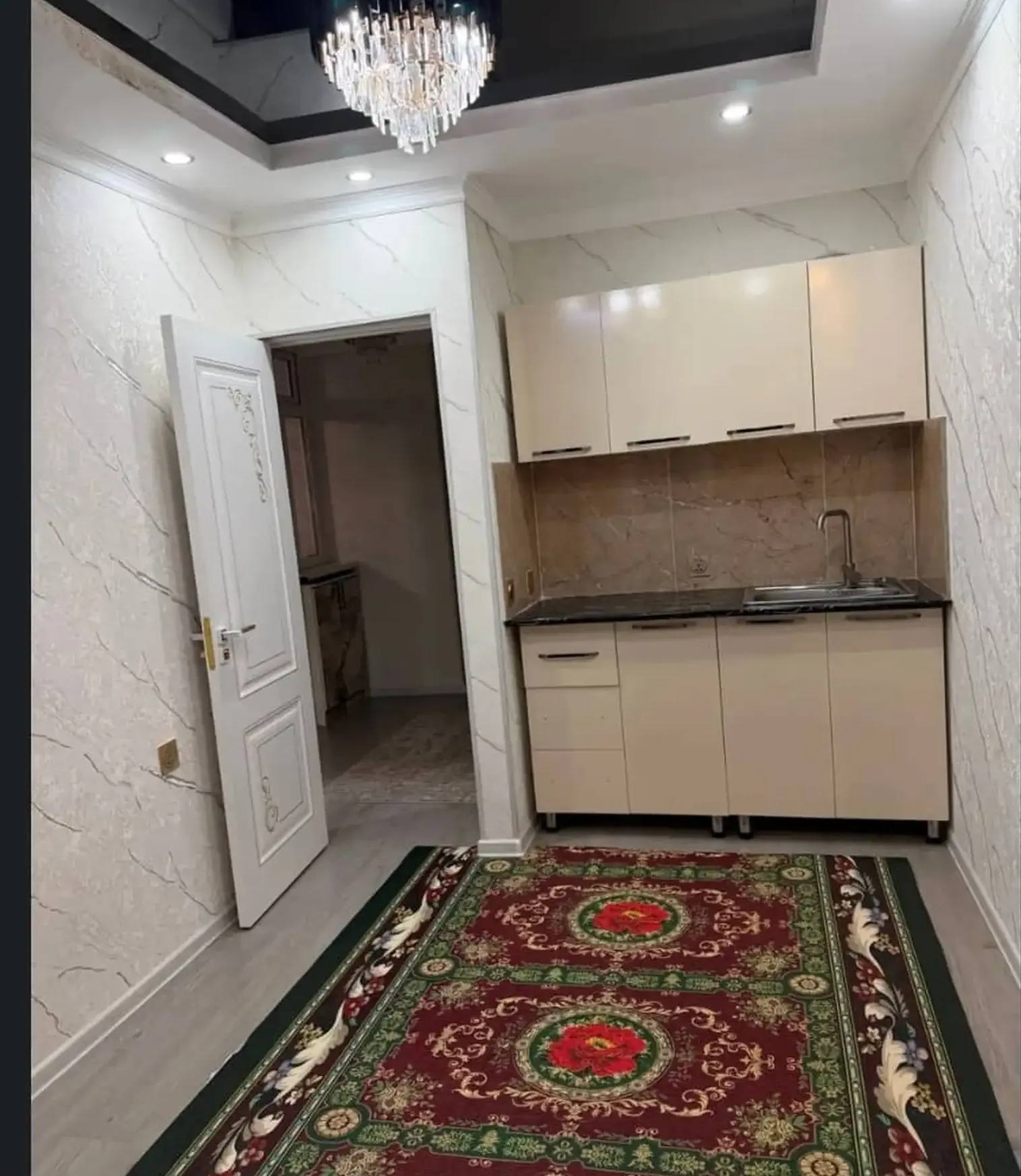 2-комн. квартира, 2 этаж, 44м², Фирдавси