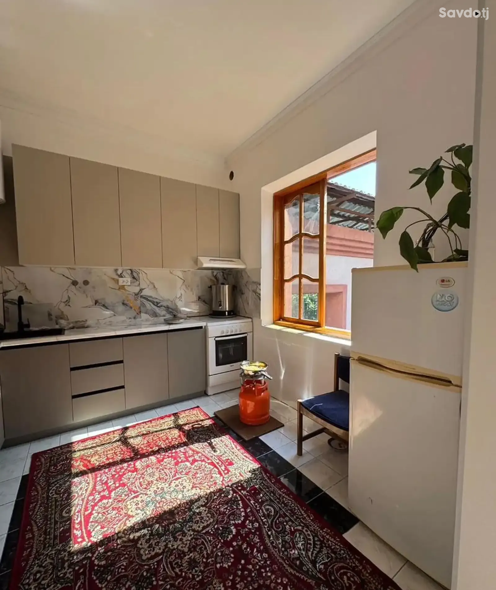 2-этажный, 10 комнатный дом, 500 м², Сомони
