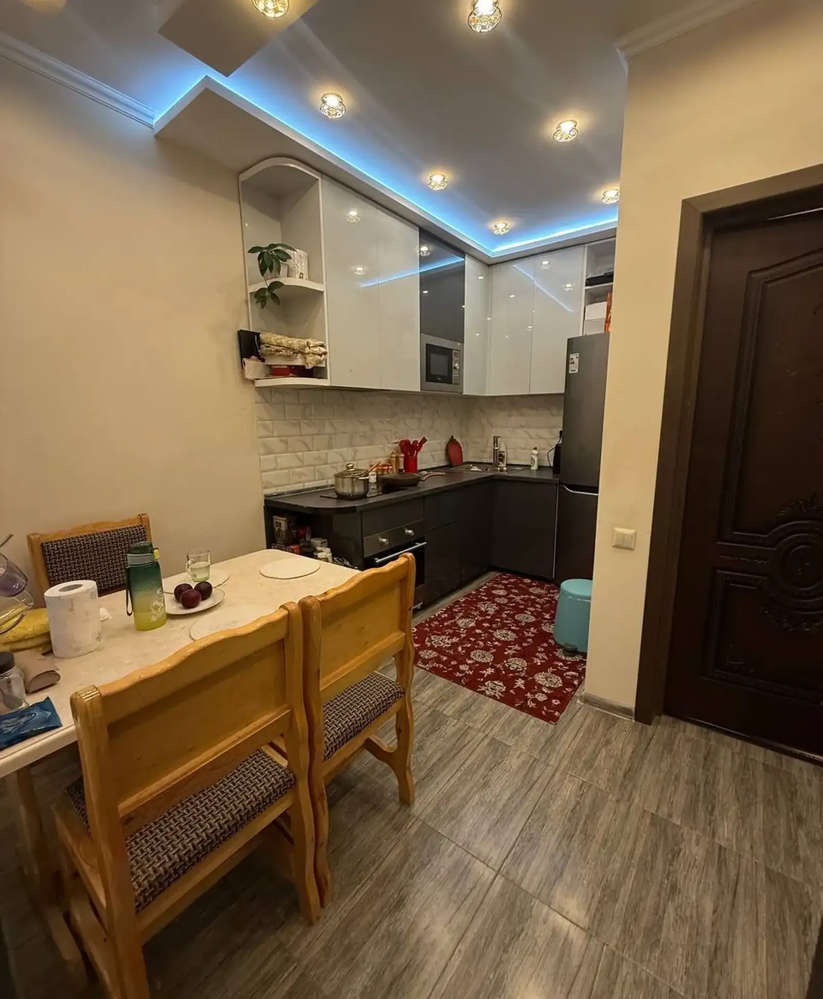 3-комн. квартира, 7 этаж, 56 м², Сино