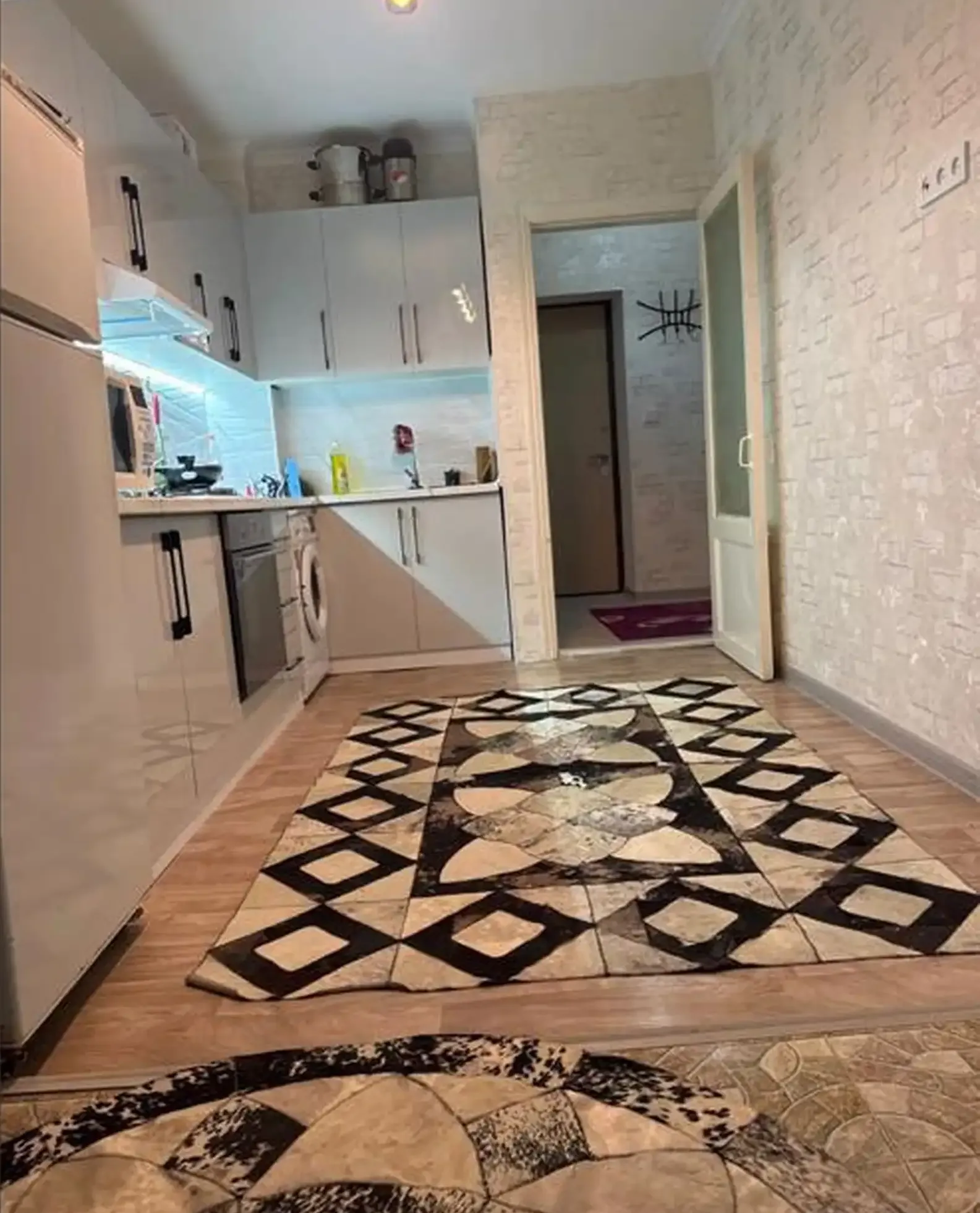 3-комн. квартира, 15 этаж, 76м², Сино