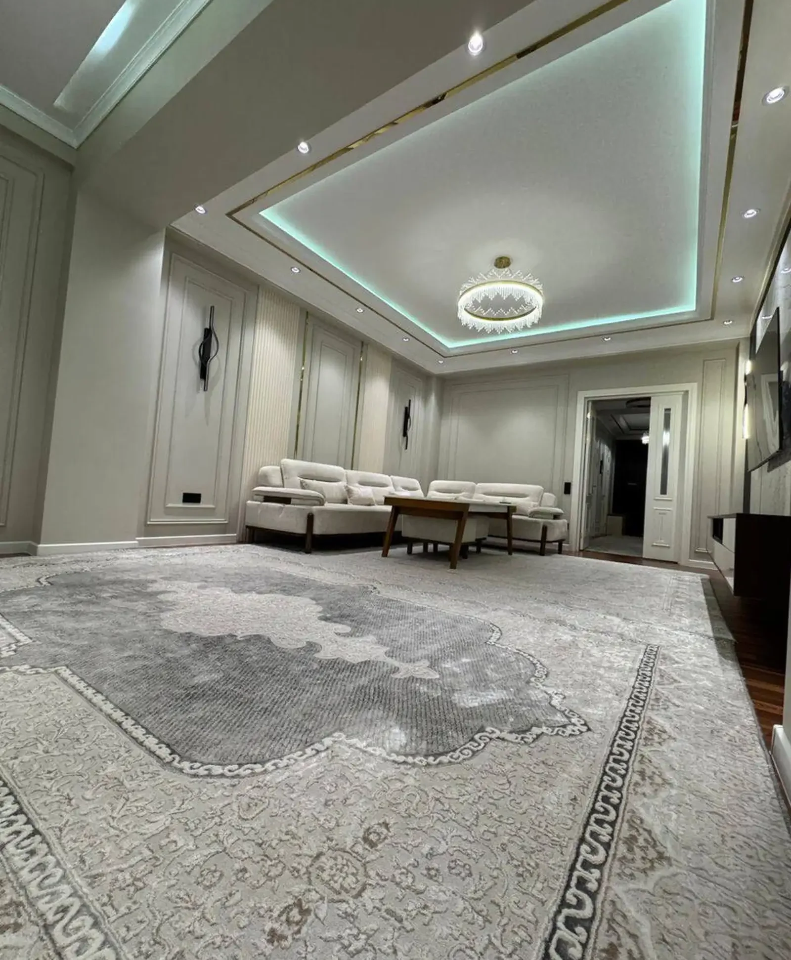 3-комн. квартира, 10 этаж, 148 м², Шохмансур