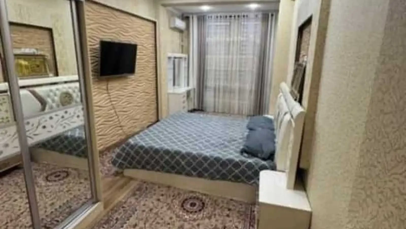 2-комн. квартира, 10 этаж, 70м², Голубой Экран
