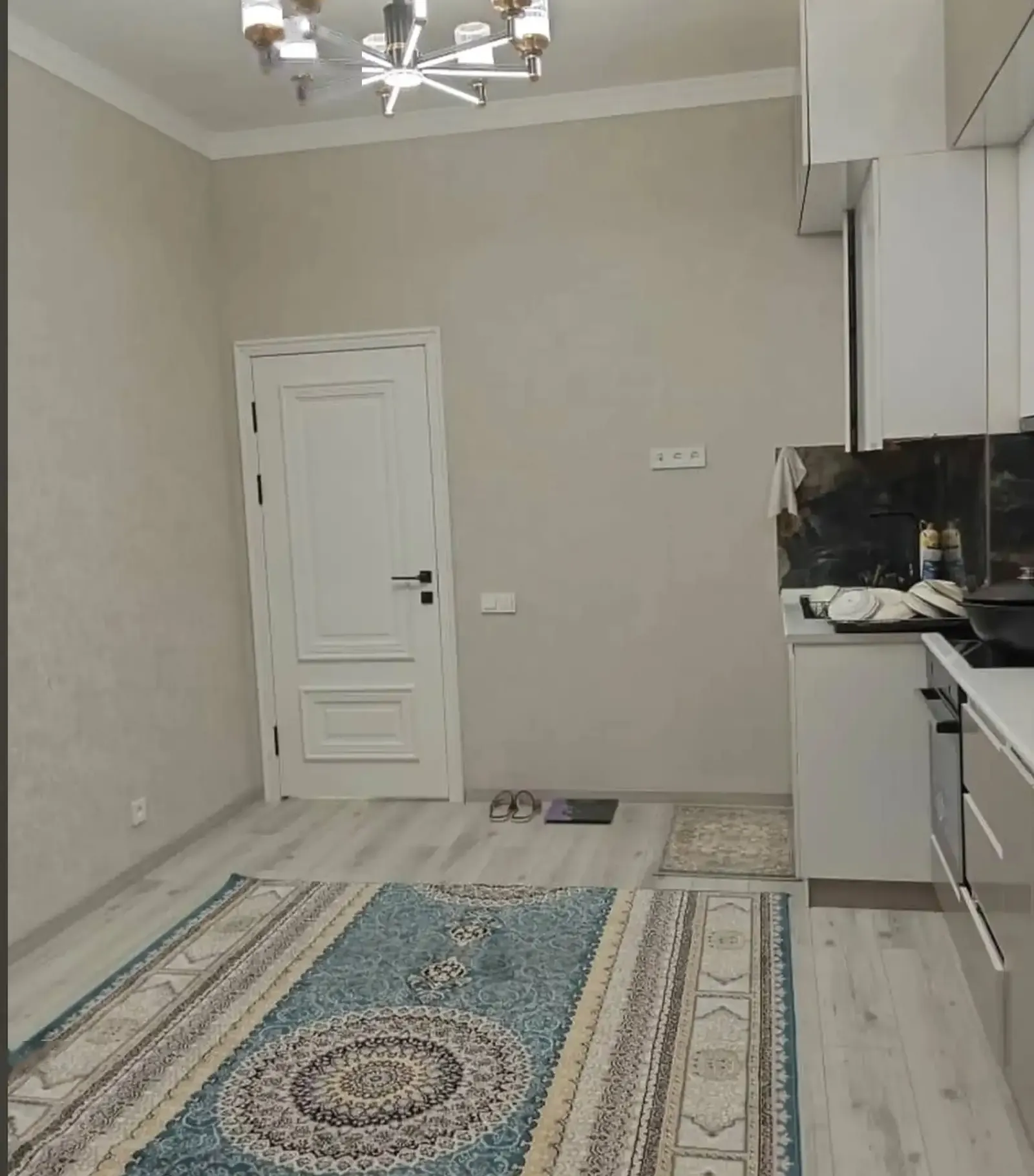 1-комн. квартира, 9 этаж, 60 м², Шохмансур