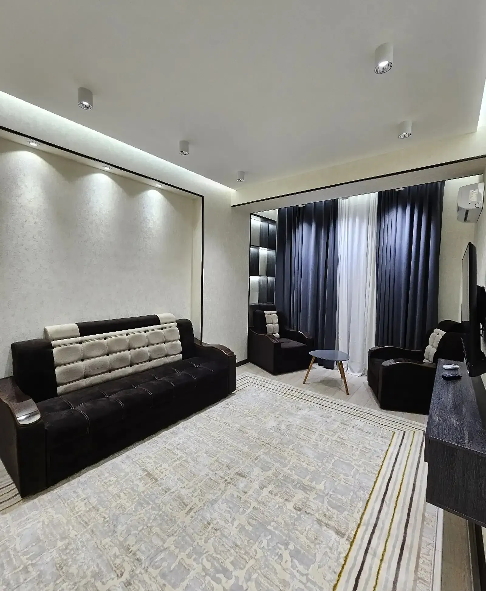 2-комн. квартира, 15 этаж, 60м², Профсоюз