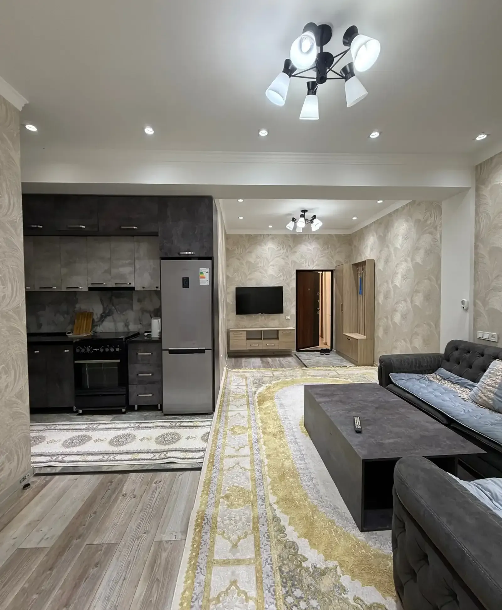2-комн. квартира, 9 этаж, 65м², Овир,Грандь Отель, Ёвар