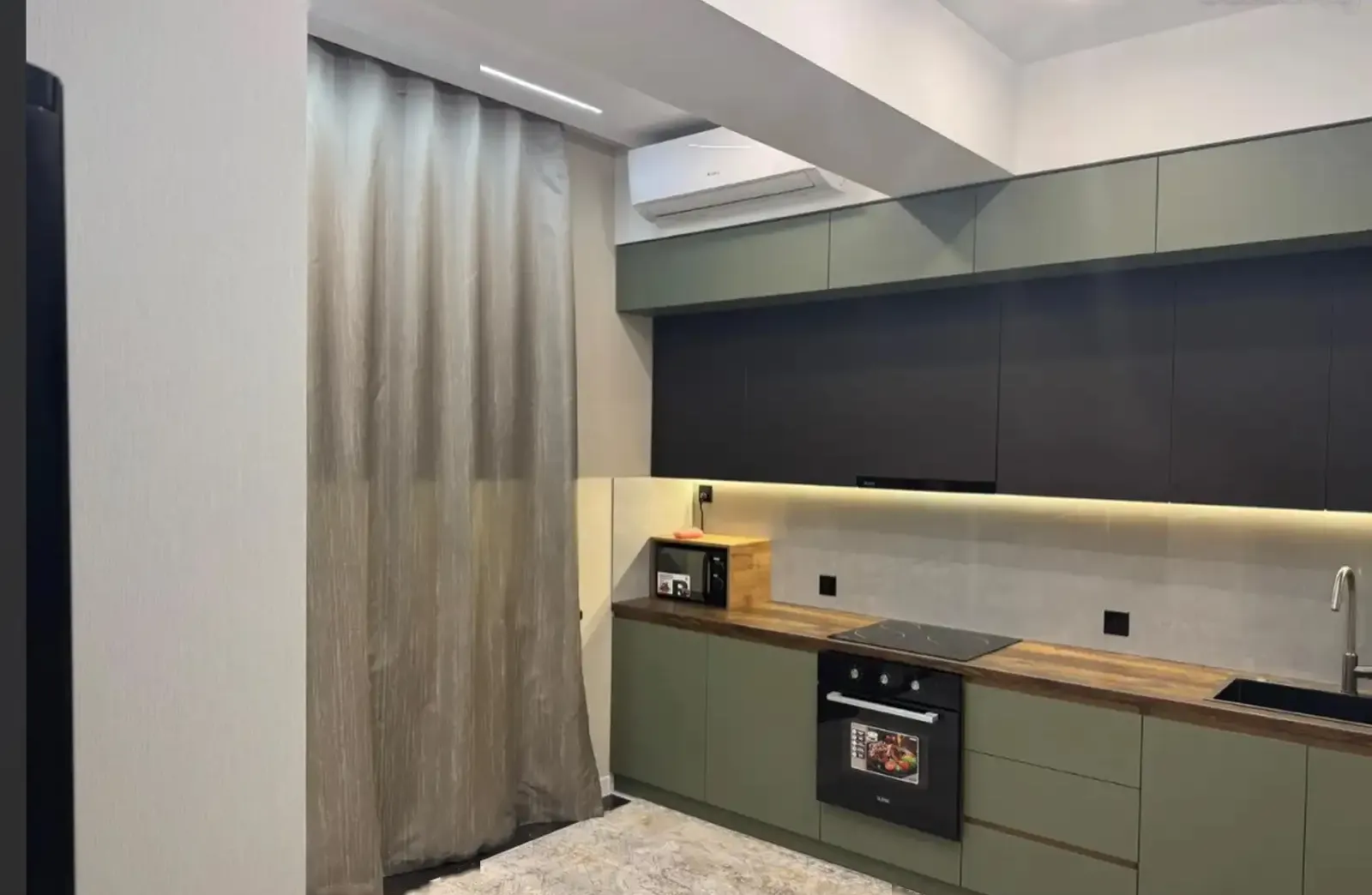 3-комн. квартира, 9 этаж, 100м², сино
