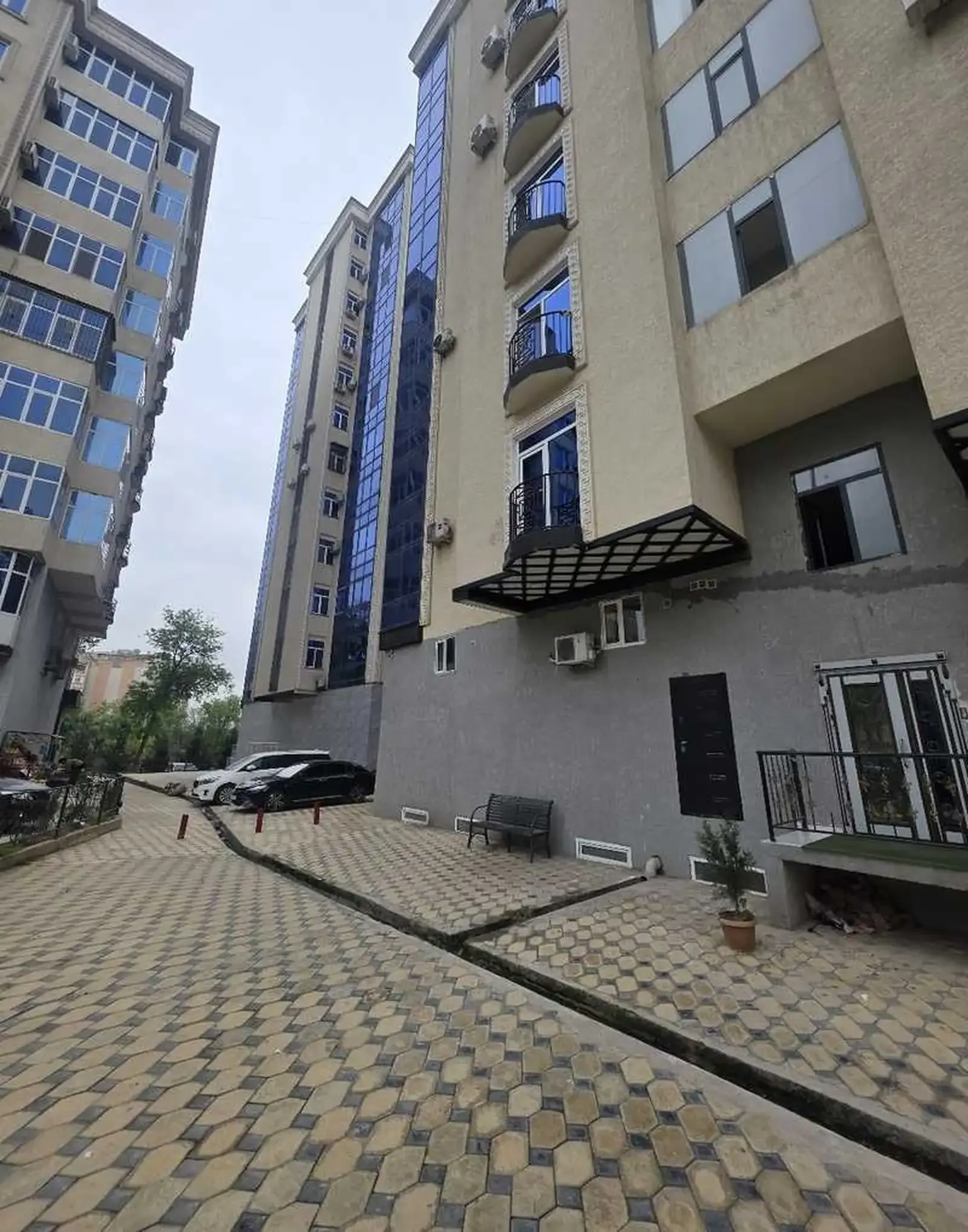 2-комн. квартира, 8 этаж, 85м², Сино тарафи ресторани Райхона