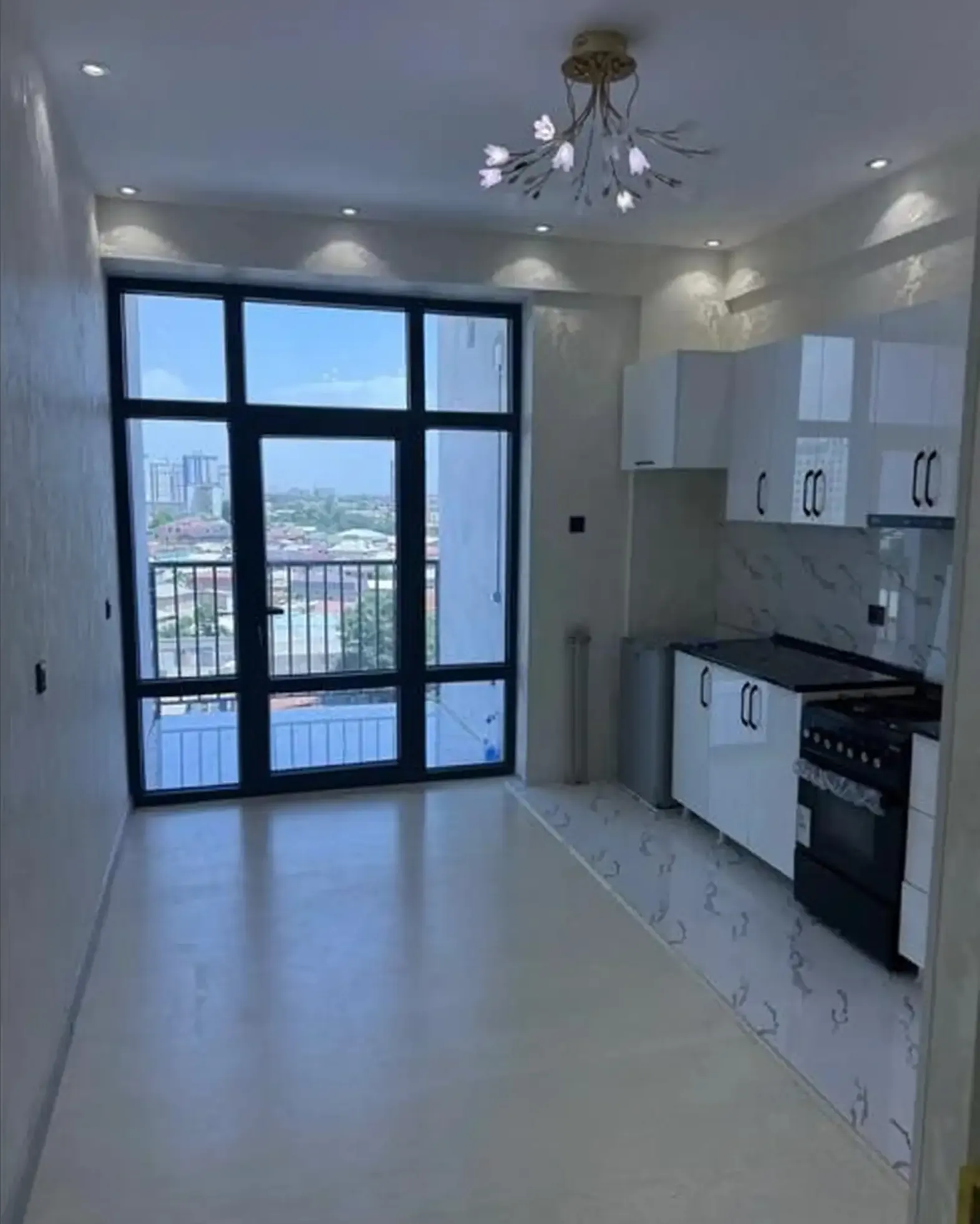 2-комн. квартира, 9 этаж, 82м², Сино
