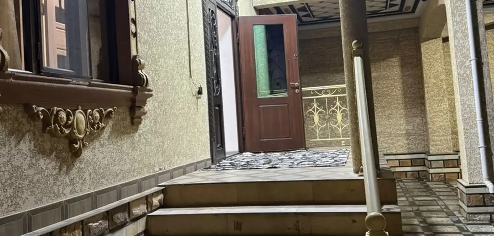3 этажный, 7-комн. дом, 600 м², 3 соток, Фирдавси