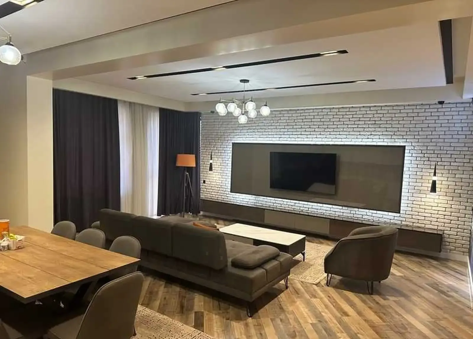 2-комн. квартира, 4 этаж, 105м², И.Сомони