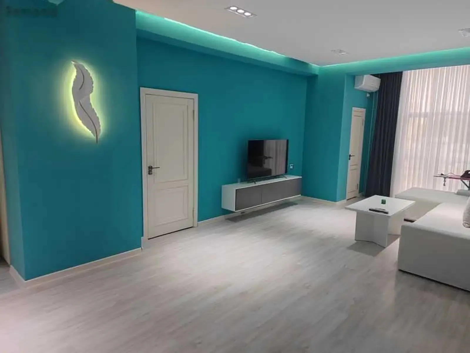 3-к квартира, 5 этаж, 80 м², Улица Айни доми Гелос